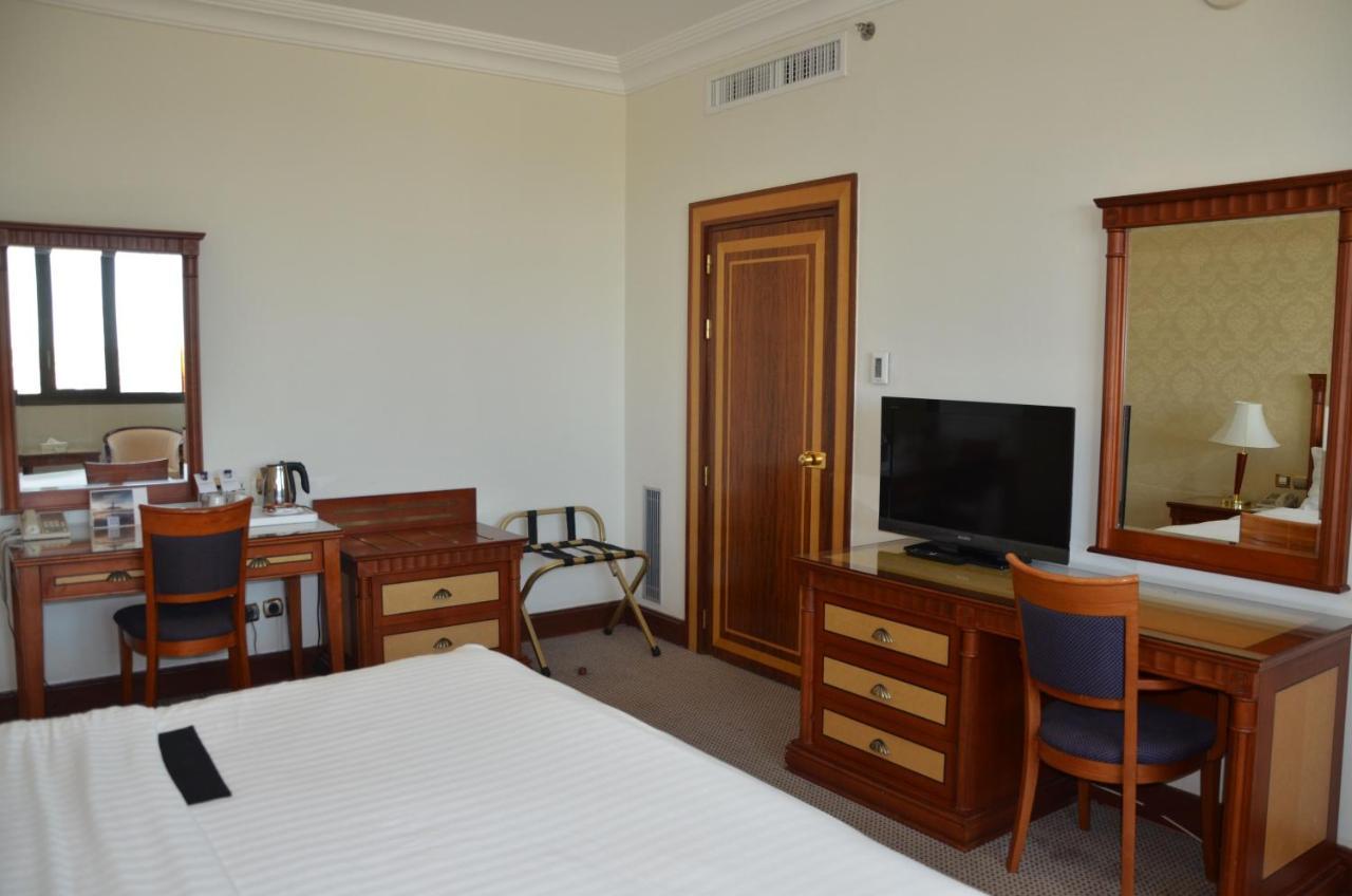Le Meridien Al Hada Buitenkant foto